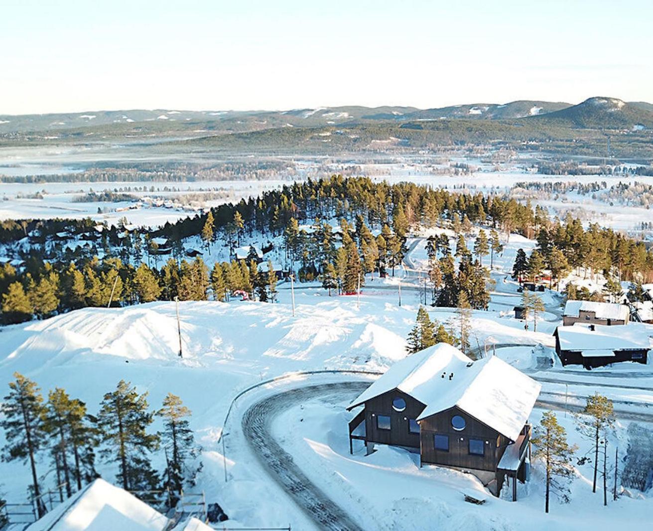 Toppvillan - Ski In - Ski Out - 200 M Till Toppen Och Cykelleder Jarvso Exterior photo